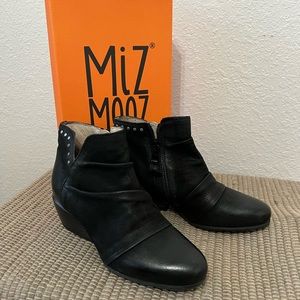 Miz Mooz black Leather and Suede “Leon” Booties